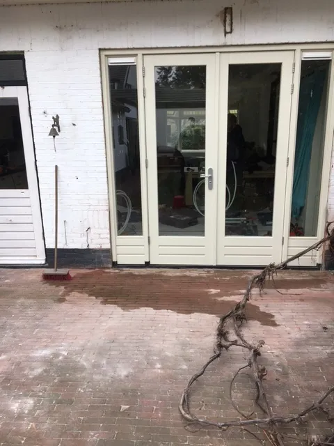Openslaande deuren bij een woning in Zeist